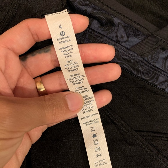 Lululemon C.Y.B Tank top Black Paisley Inkwell 4 - Picture 9 of 9